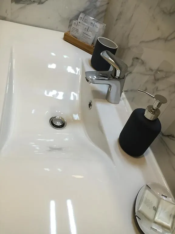 Ciprosette Cordusio Hotel Milan 0*,